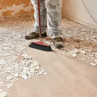 6369116f64f12756bcad208a_Post-Construction-sweeping (1)